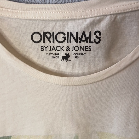 3/$20 Jack & Jones cream tshirt - Picture 2 of 5